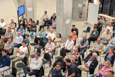 Agrandir l'image 7 sur 14, fenêtre modale