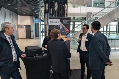 Agrandir l'image 32 sur 36, fenêtre modale