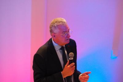 Agrandir l'image 16 sur 70, fenêtre modale