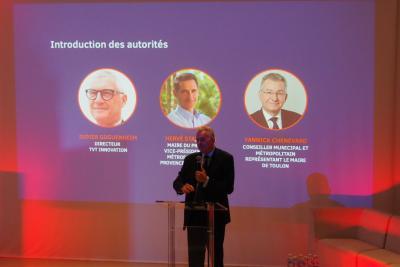 Agrandir l'image 19 sur 70, fenêtre modale