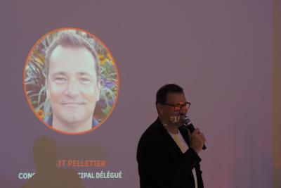 Agrandir l'image 64 sur 70, fenêtre modale