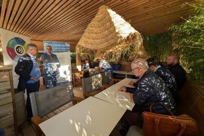 Agrandir l'image 19 sur 33, fenêtre modale