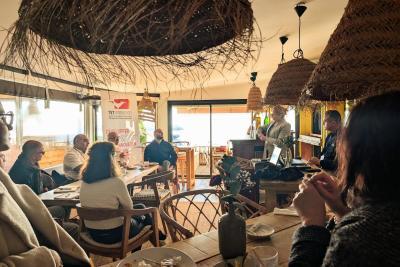 Agrandir l'image 31 sur 33, fenêtre modale