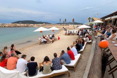 Agrandir l'image 7 sur 18, fenêtre modale