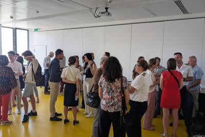 Agrandir l'image 21 sur 26, fenêtre modale