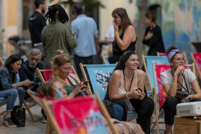 Agrandir l'image 7 sur 58, fenêtre modale