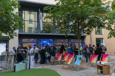 Agrandir l'image 57 sur 58, fenêtre modale