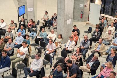 Agrandir l'image 7 sur 15, fenêtre modale