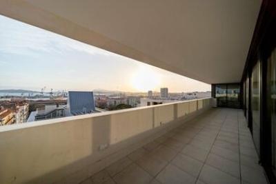 Terrasse - Agrandir l'image 1 sur 6, fenêtre modale